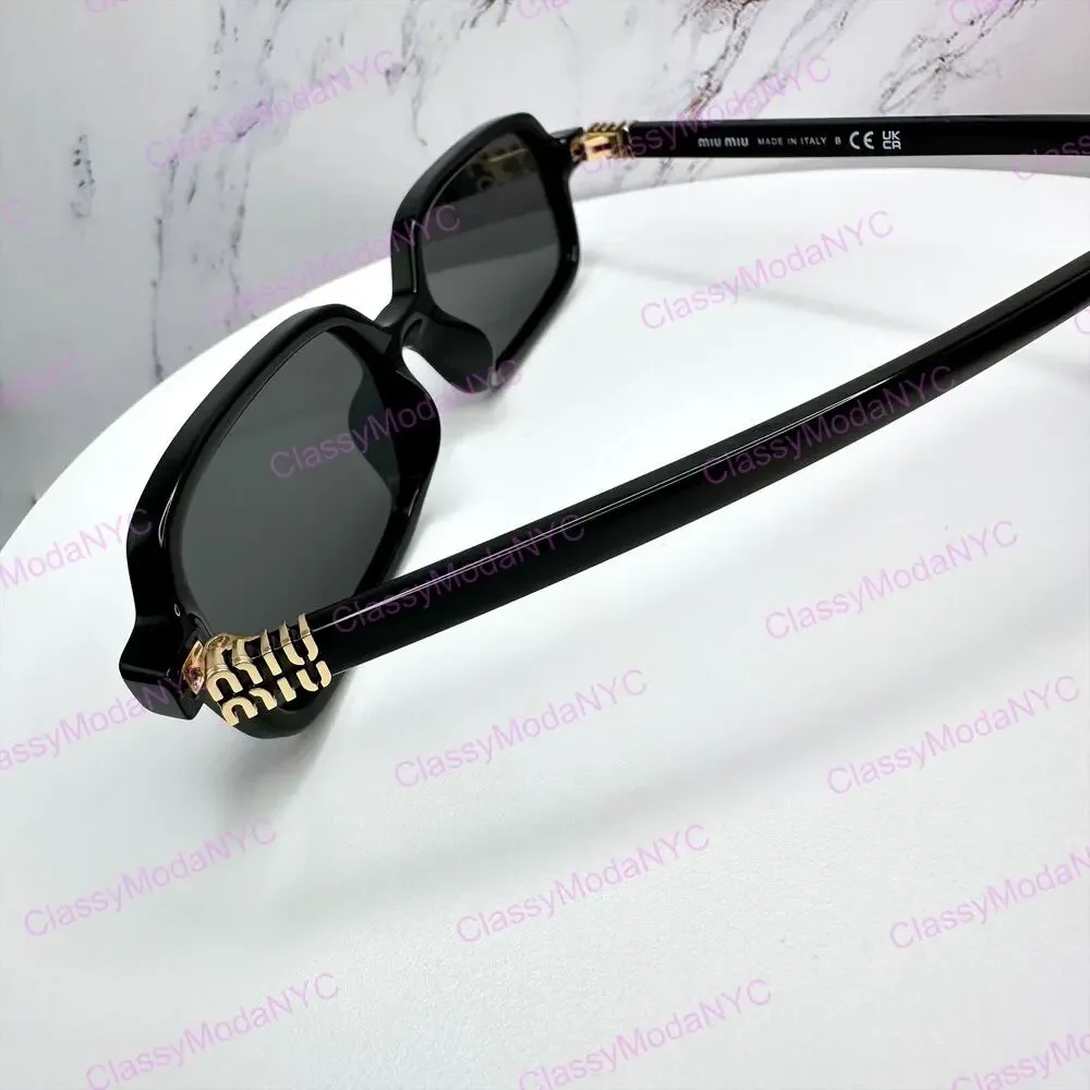 New MIU MIU Sunglasses Black Square Rectangle Acetate Gold Metal Logo Authentic